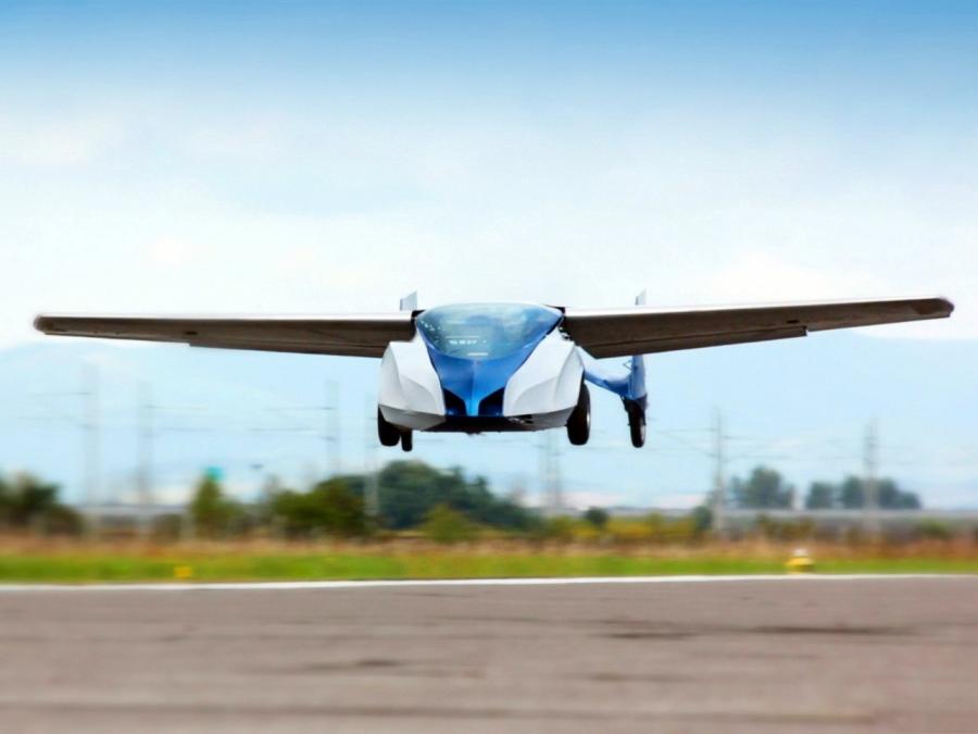  AeroMobil 2.5 2010 года  (фото 3 из 3)